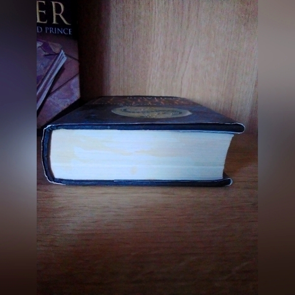 Harry Potter books 6&7 Hardcover First canadian print - Picture 4 of 4